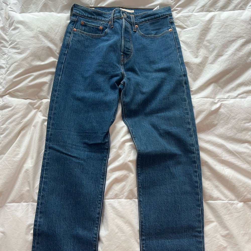 Levi's Wedgie Straight Jeans for Women (Size 27)